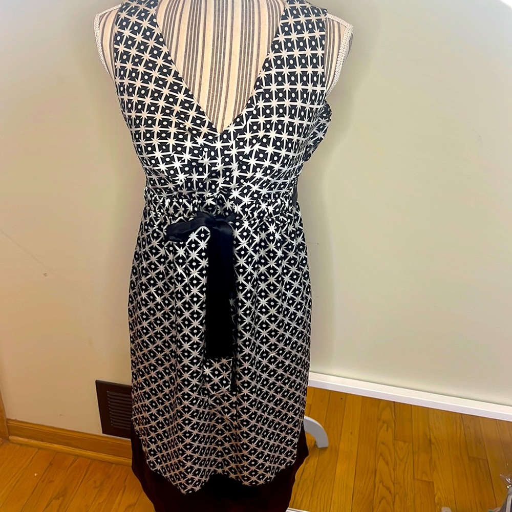 Mimi Maternity Black Casual Dress Small, V-neck, sleeveless, 100% silk